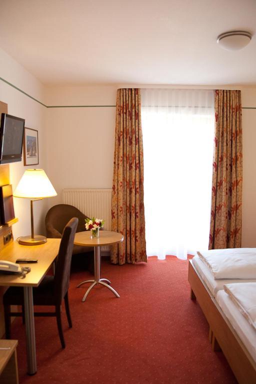 Hotel Garni Sterff Seeshaupt Room photo